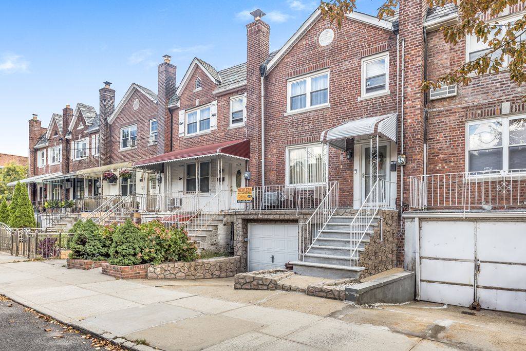 Pelham Gardens