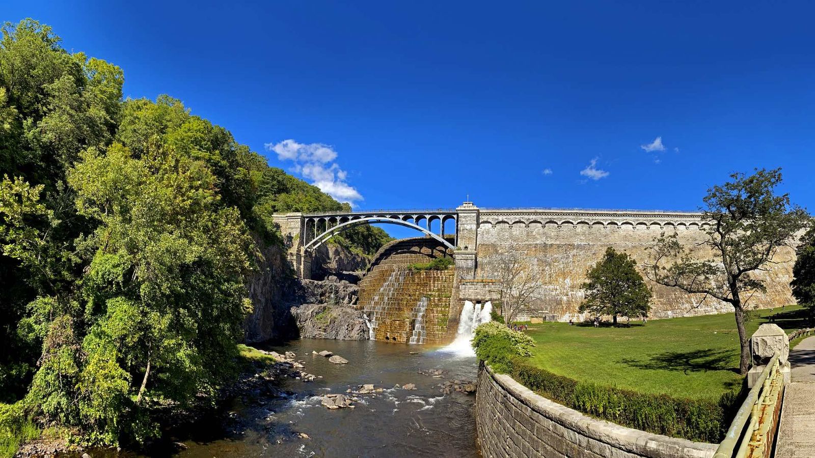 Exploring the Best Outdoor Spaces in The Bronx and Westchester