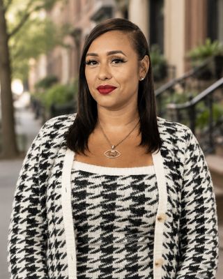 Jasmine Flores