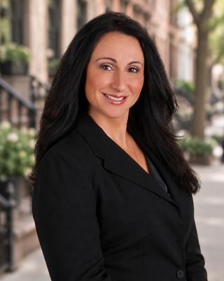 Lisa M Croce
