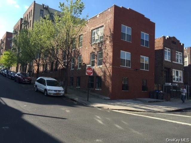 245 Mcclellan Street Unit: 1E, Bronx