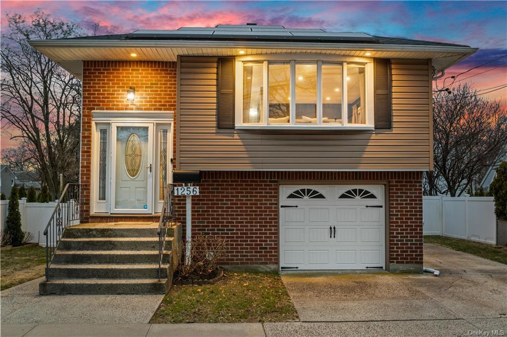 1256 Bellmore Avenue, North Bellmore