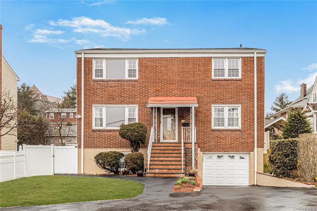 27 University Avenue, Yonkers