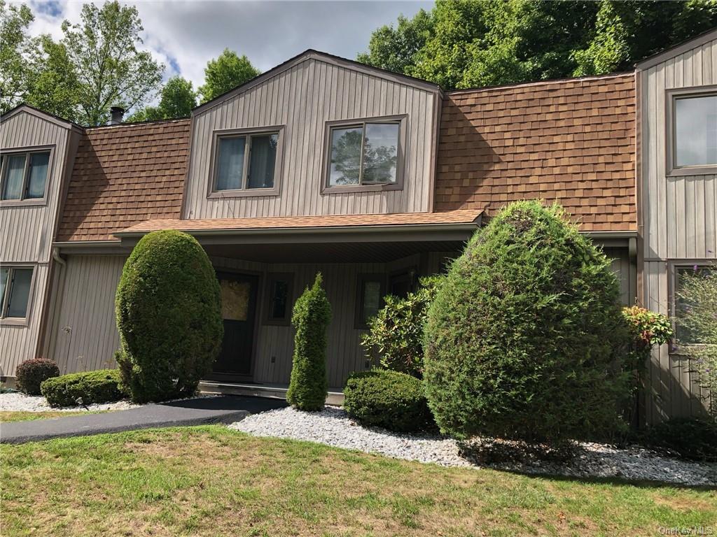 14 High Meadow Trail, Peekskill