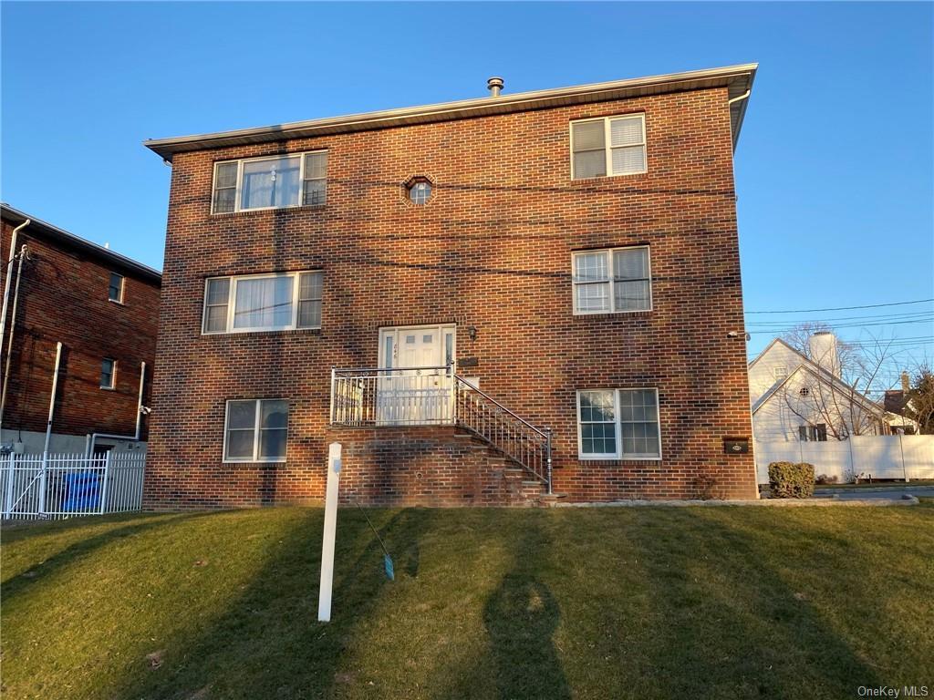 846 Saw Mill River Road, Yonkers