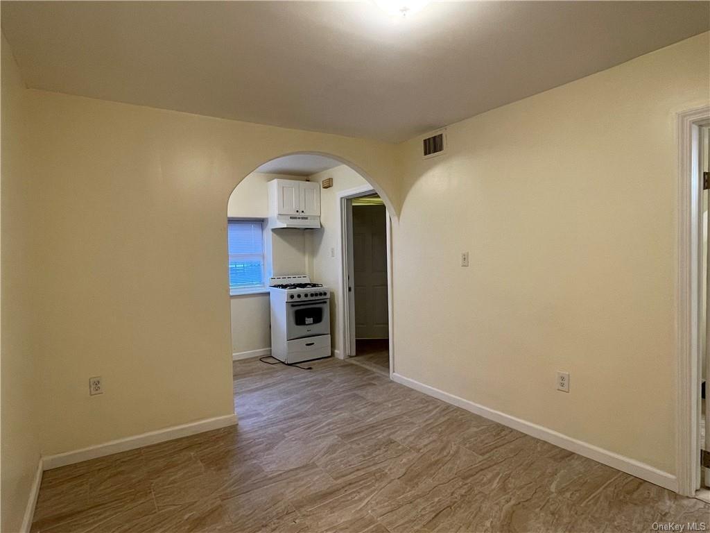 1048 E 227 Street photo 1