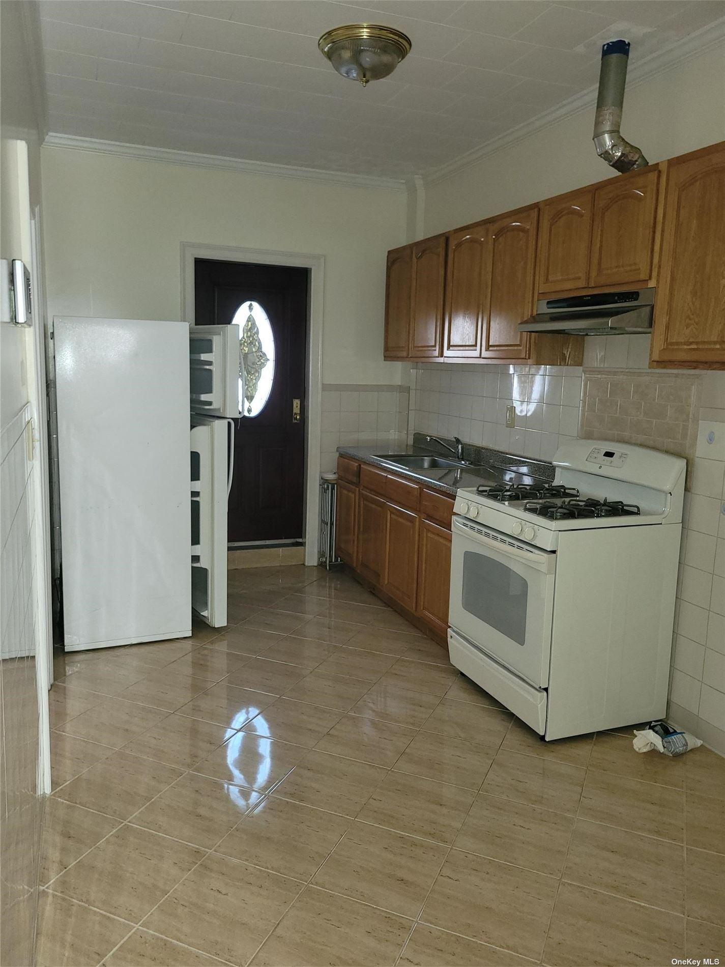 2331 30th Dr Dr, Astoria