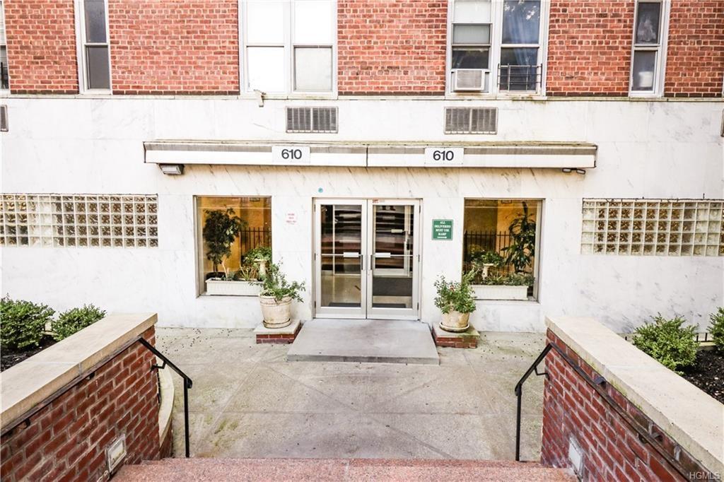 610 Waring Avenue Unit: 4S, Bronx
