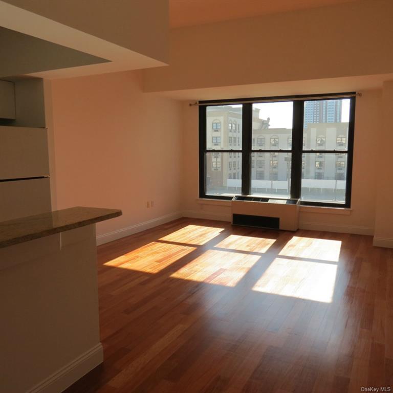 100 New Roc City Place Unit: 410, New Rochelle