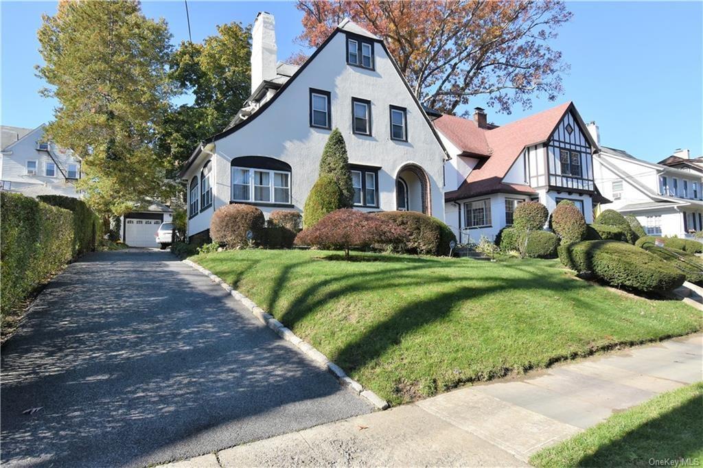 272 Claremont Avenue, Mount Vernon