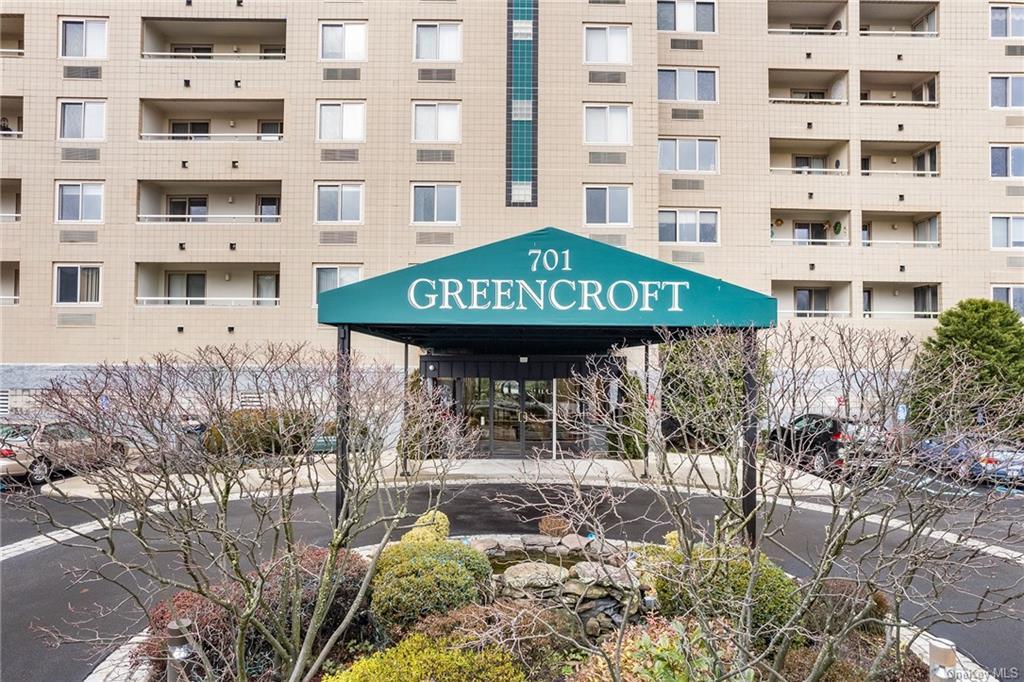 701 Pelham Road Unit: 2M, New Rochelle