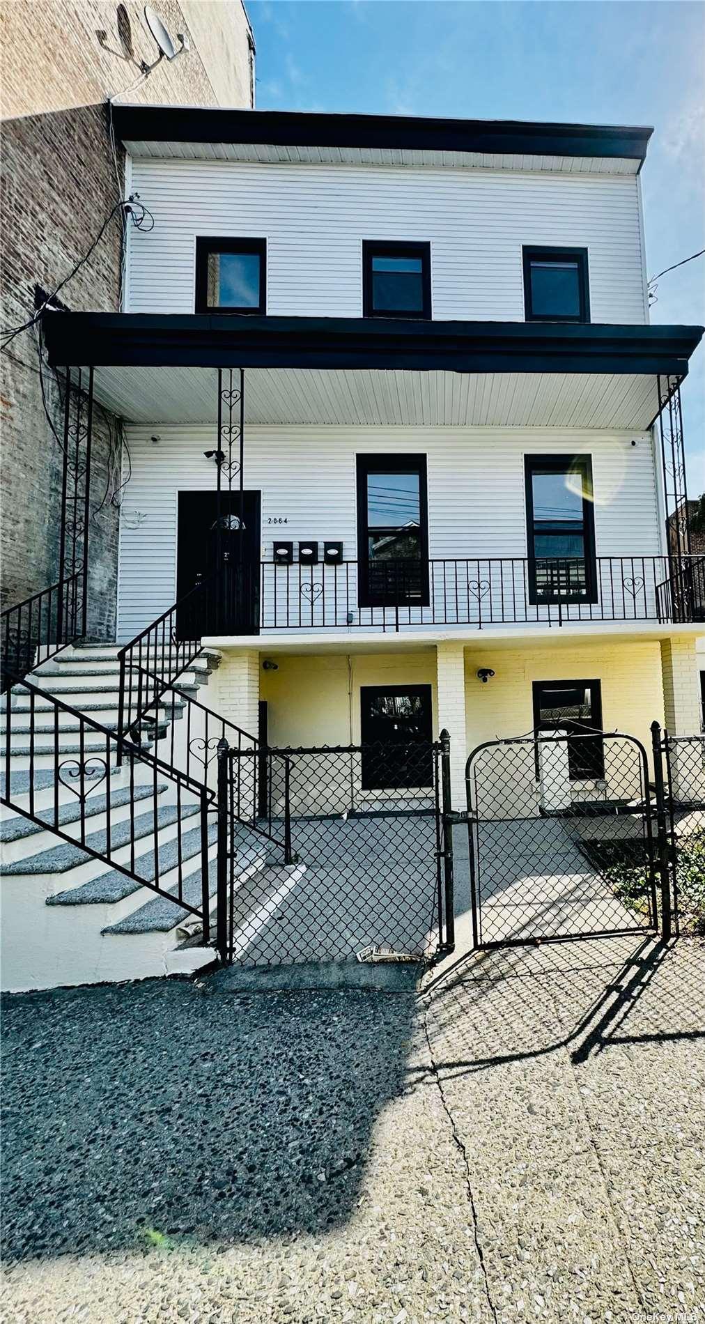 2064 Bathgate Ave Unit: 1, Bronx