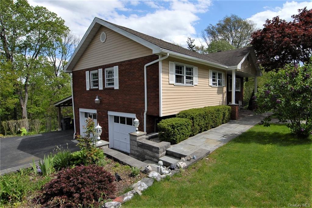 41 Skyview Drive, Poughkeepsie