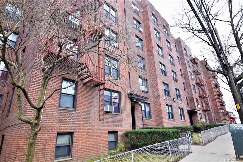 745 E 231st Street Unit: 3G, Bronx