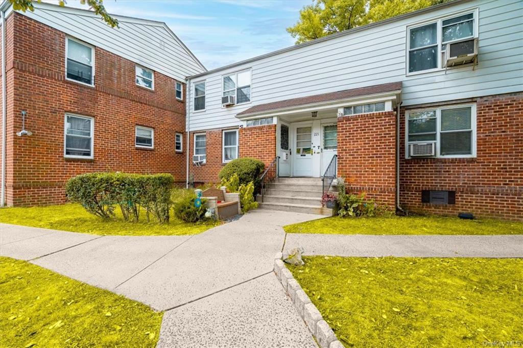 221 Rumsey Road Unit: 1A, Yonkers
