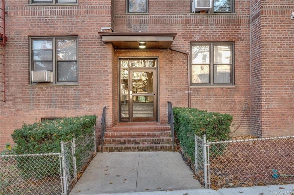 740 E 232nd Street Unit: 3C, Bronx