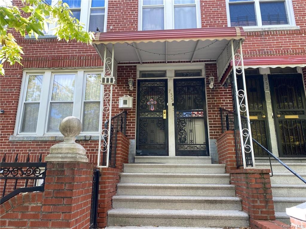 735 Noble Avenue, Bronx