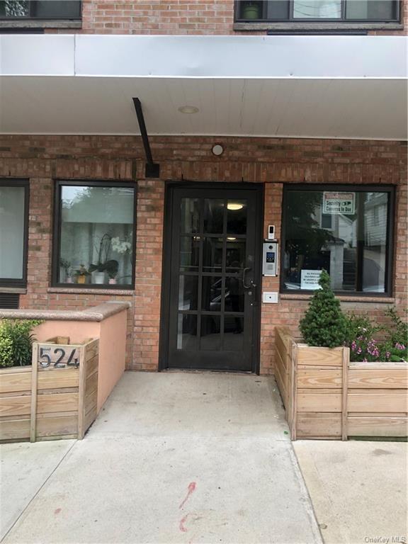 524 E 236th Street Unit: 2B, Bronx