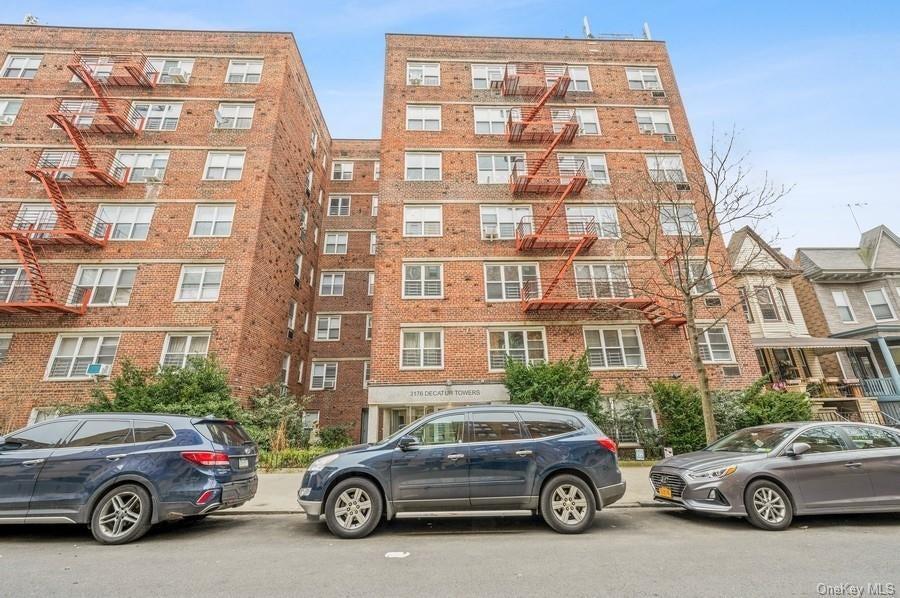 3176 Decatur Avenue Unit: 1C, Bronx
