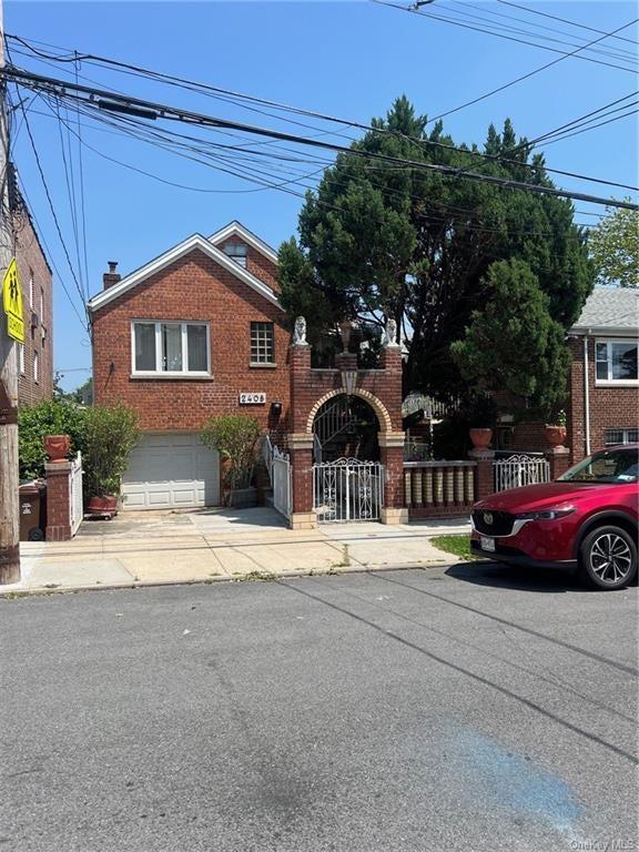 2408 Fish Avenue, Bronx