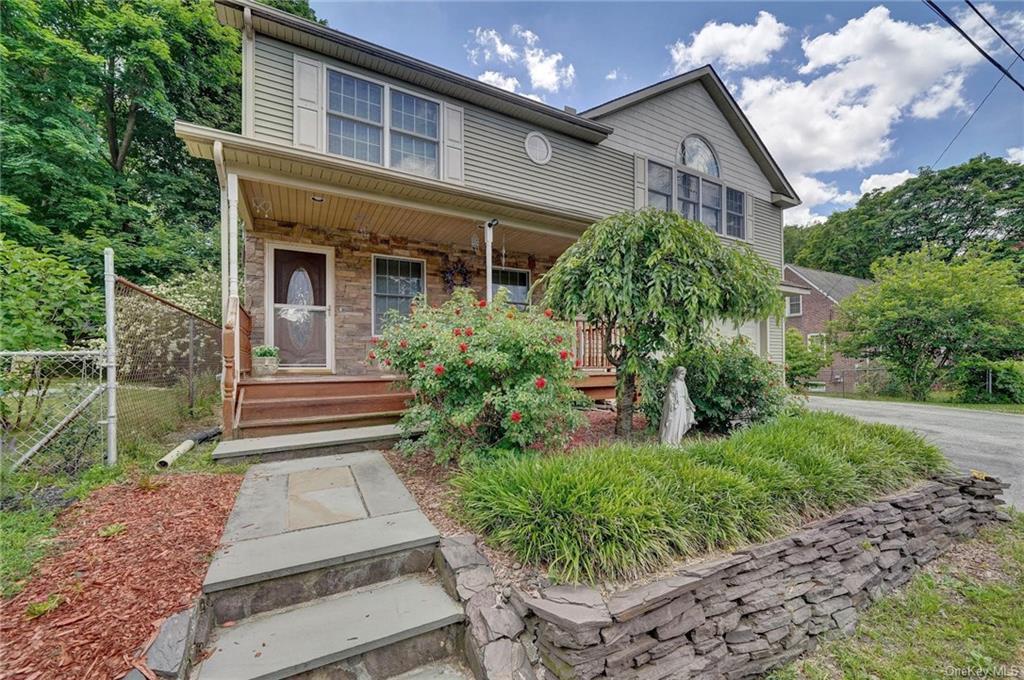 81 Meriline Avenue, New Windsor