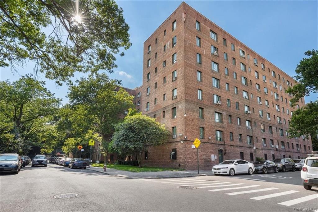 2125 Saint Raymond Avenue Unit: MB, Bronx