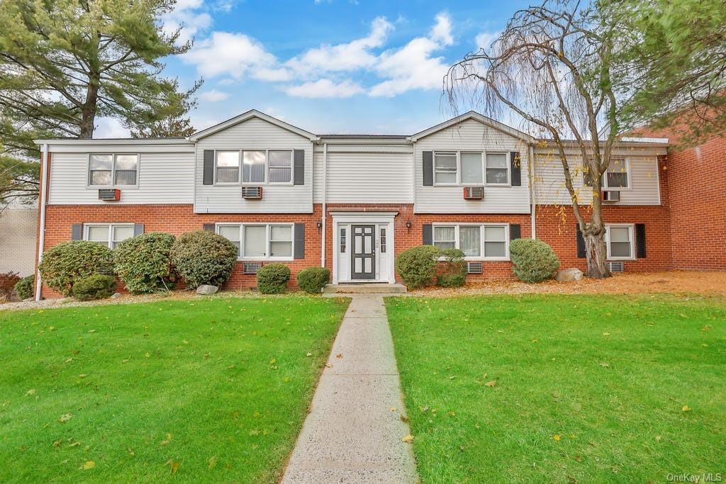 2 Revere Court Unit: 2107, Suffern
