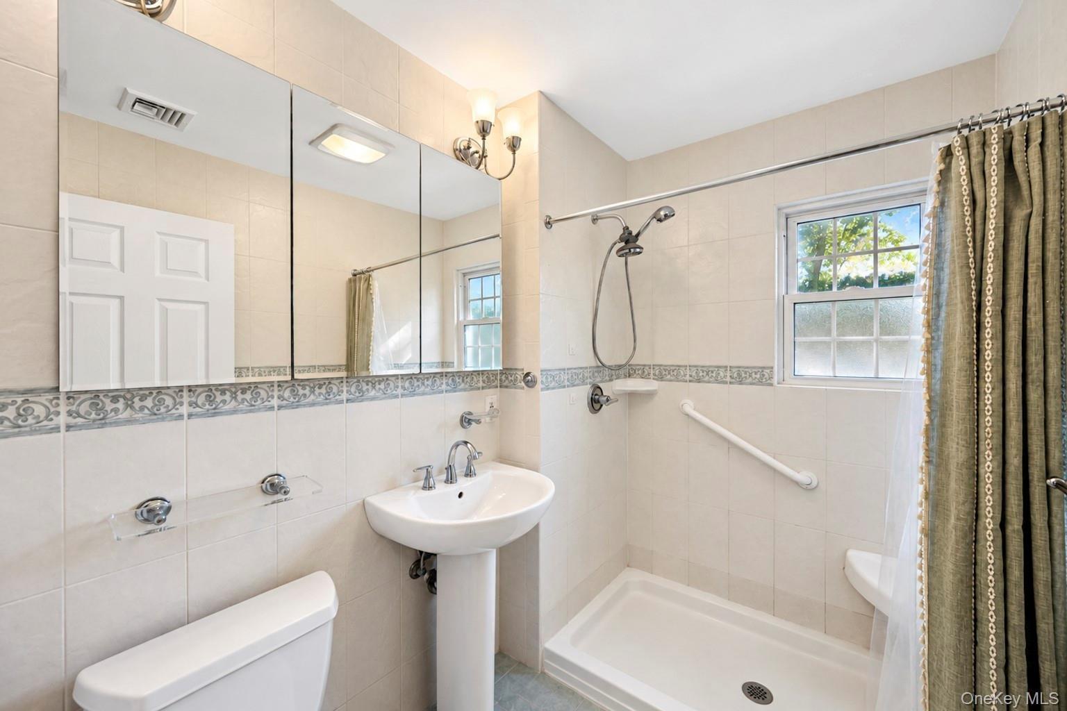 19 Briar Road thumbnail 35