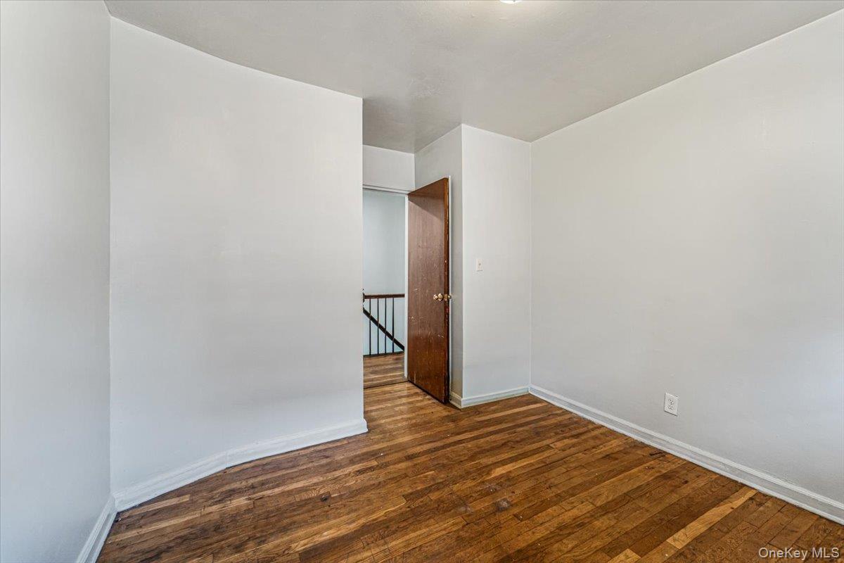 3118 Eastchester Road thumbnail 16