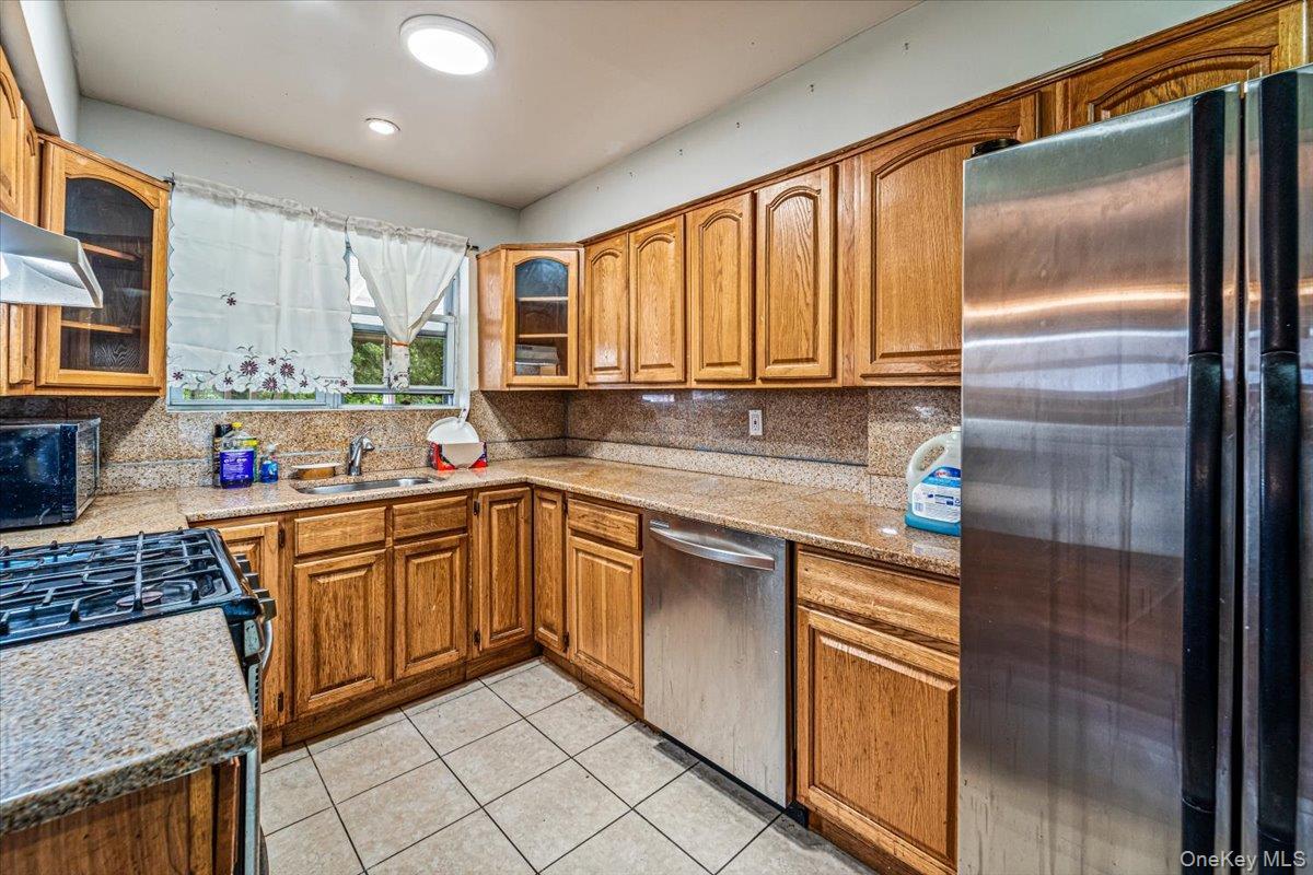 3118 Eastchester Road thumbnail 8