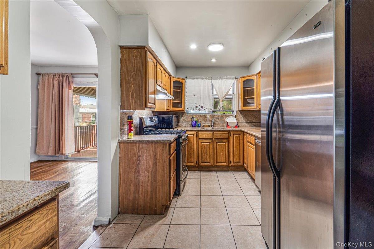 3118 Eastchester Road thumbnail 7