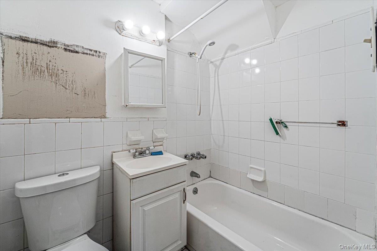 3118 Eastchester Road thumbnail 24