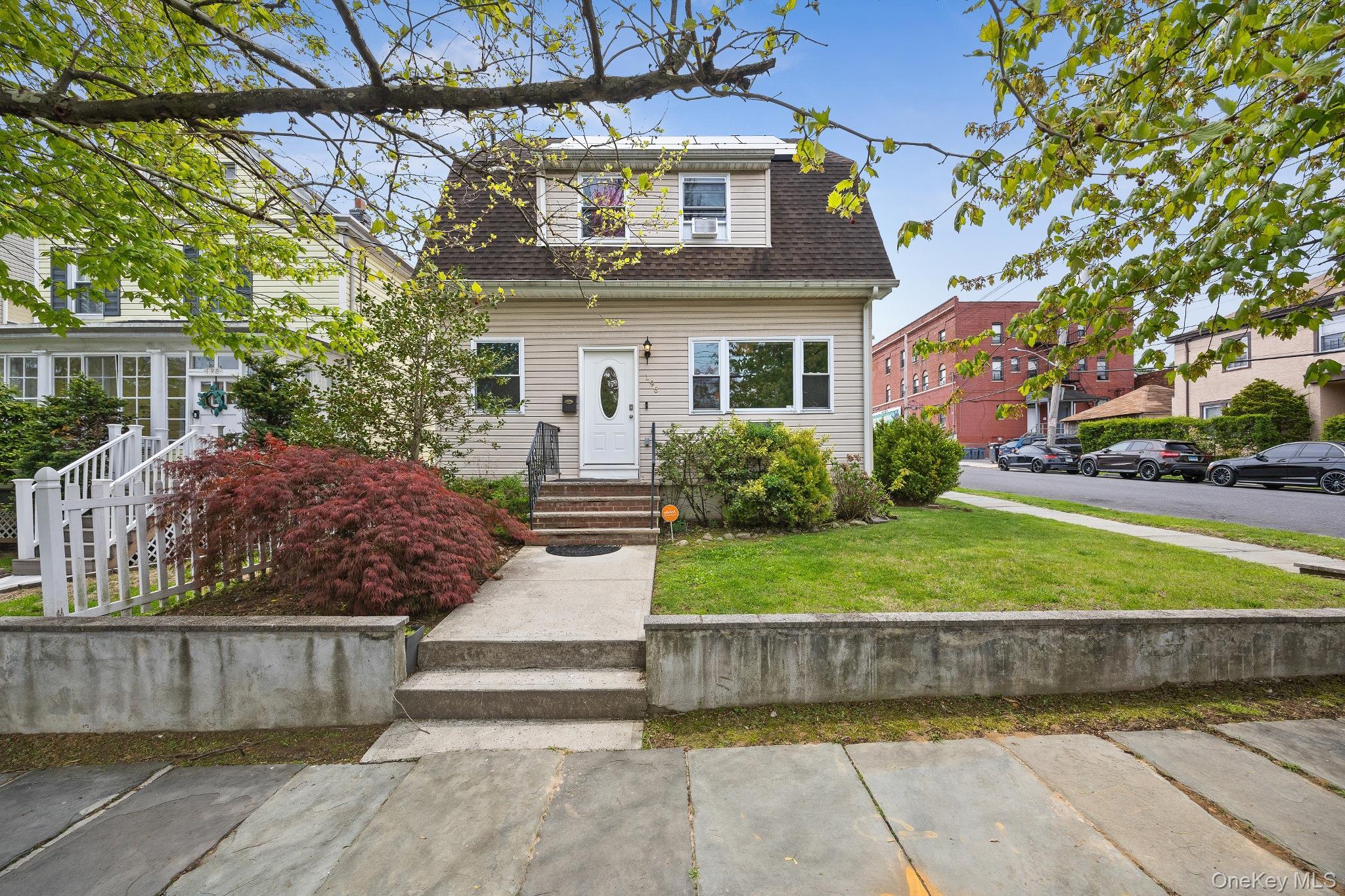 196 Hillside Avenue, Mount Vernon