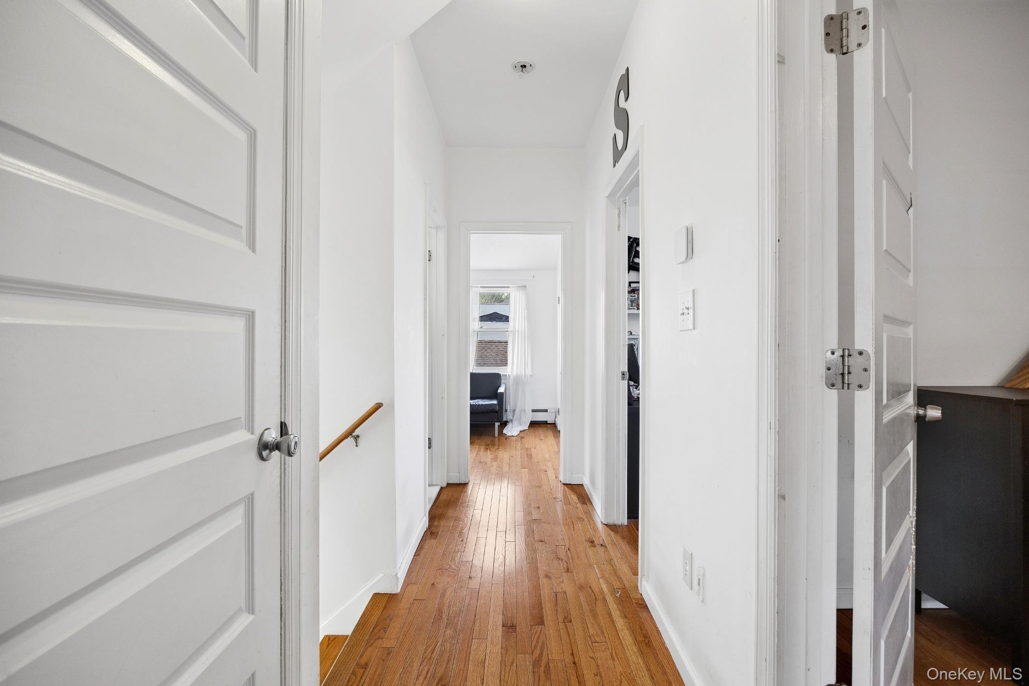 196 Hillside Avenue thumbnail 15