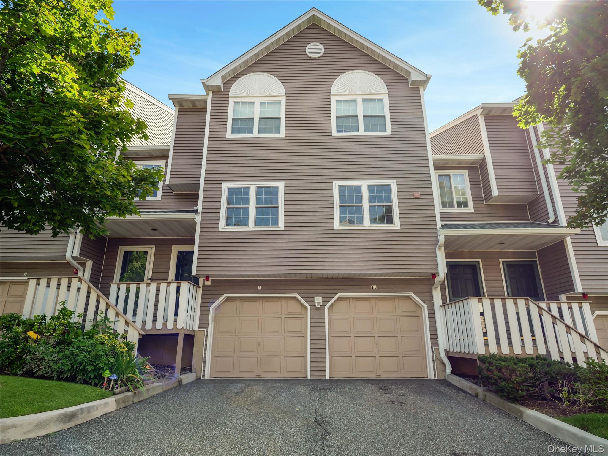 11 Hilltop Terrace thumbnail 2