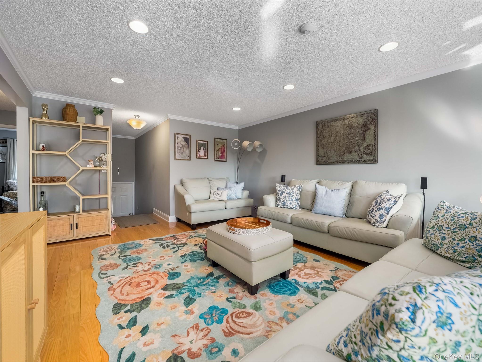 11 Hilltop Terrace, Nanuet