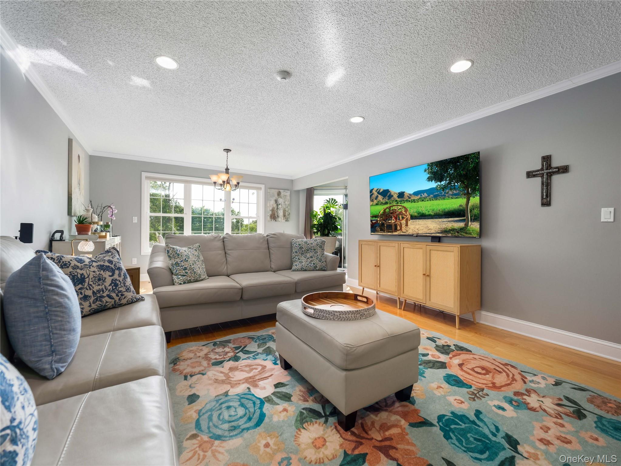 11 Hilltop Terrace thumbnail 5