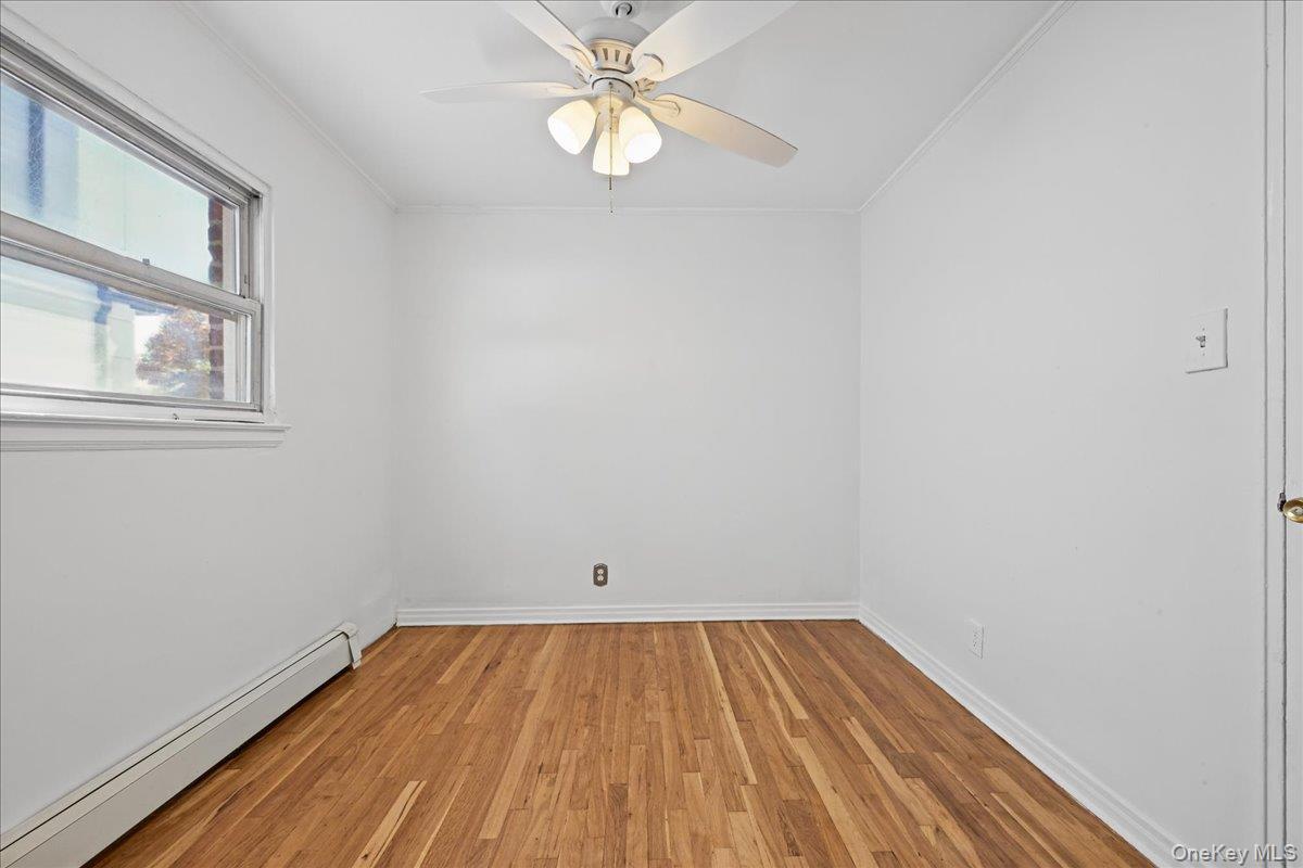 2274 Renfrew Avenue thumbnail 9