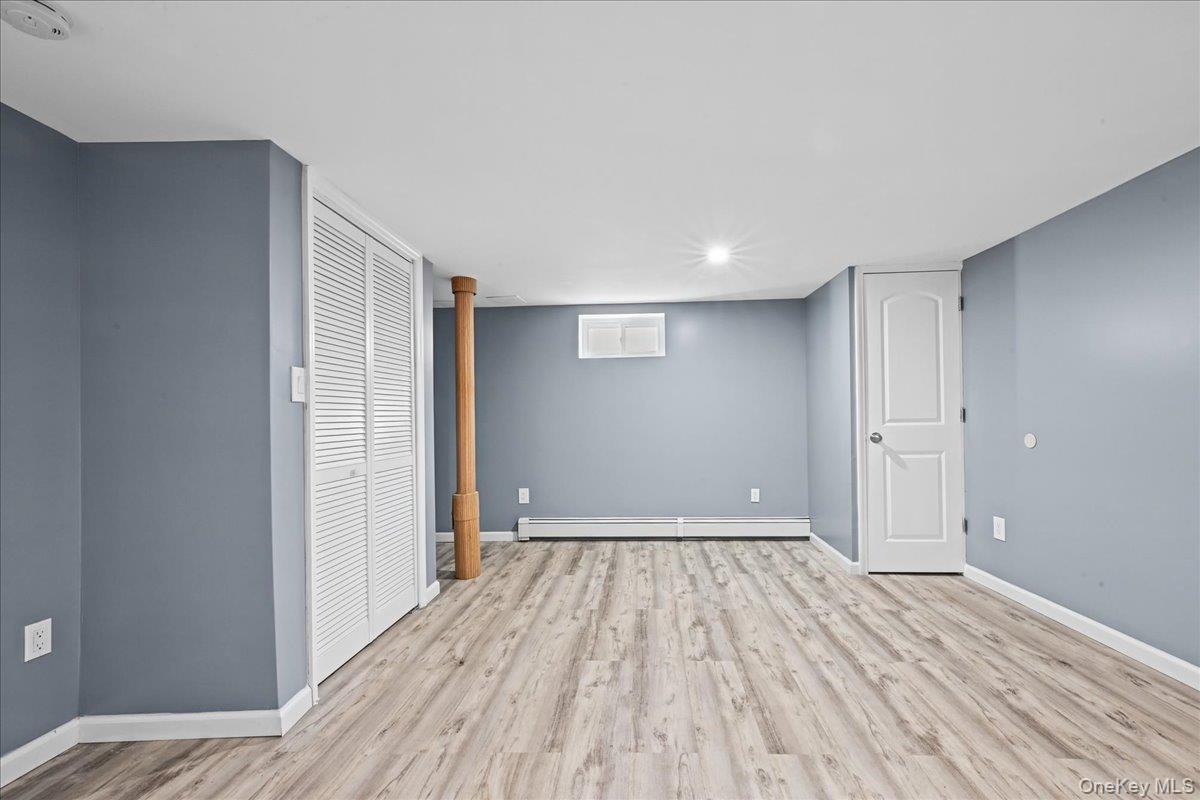 2274 Renfrew Avenue thumbnail 16