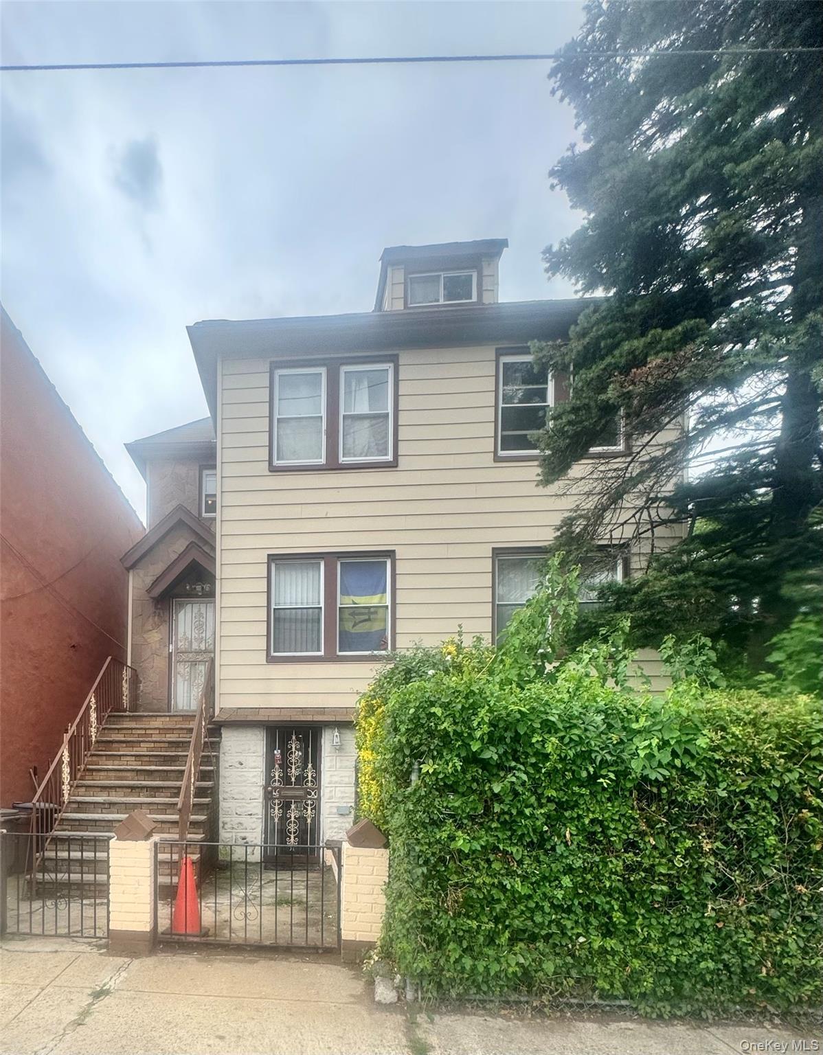 670 E 98th Street, Brooklyn