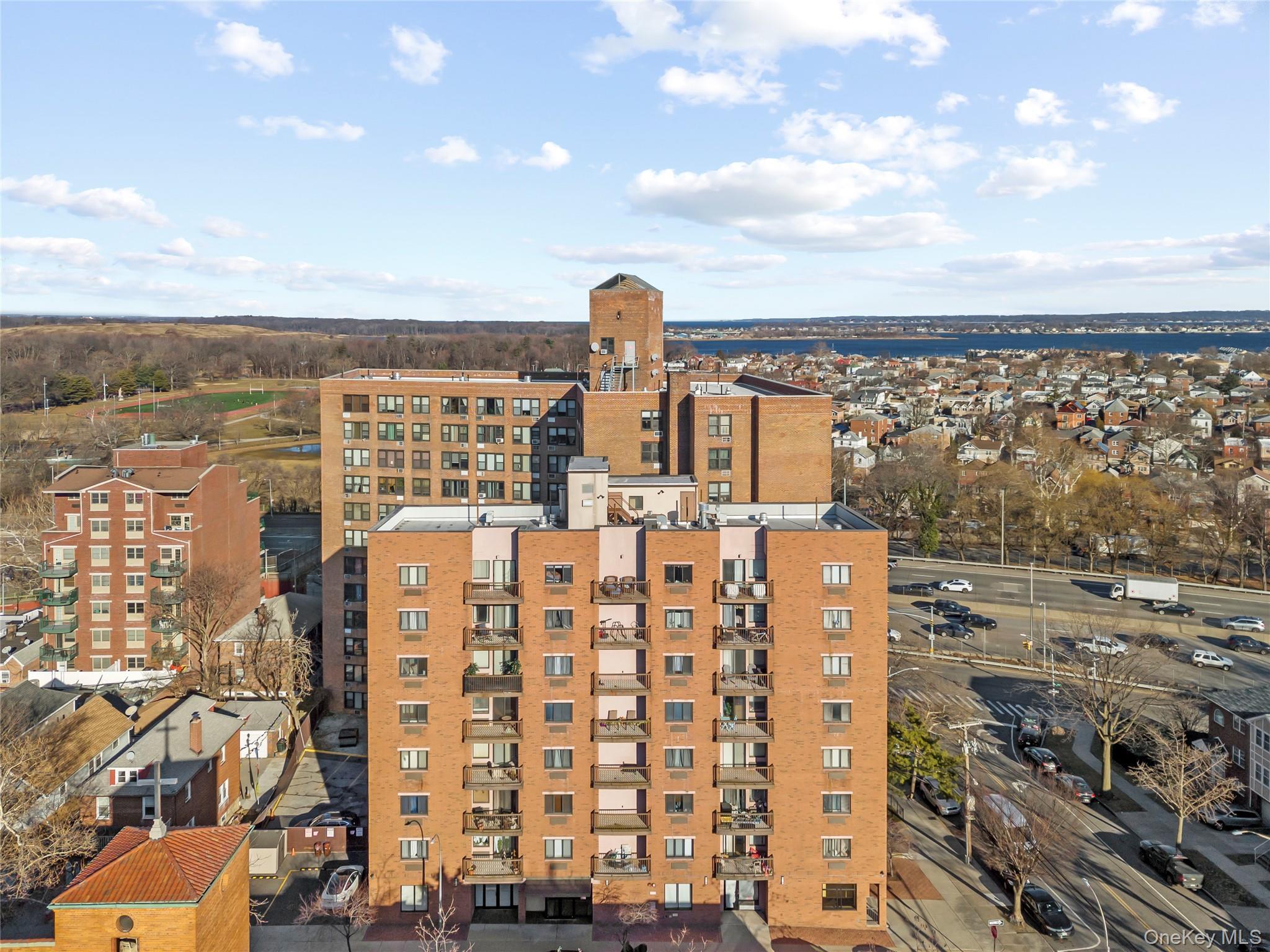 1600 Parkview Avenue Unit: 7C, Bronx