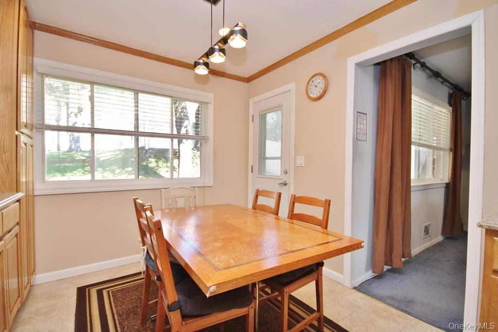502 Bronxville Road thumbnail 5
