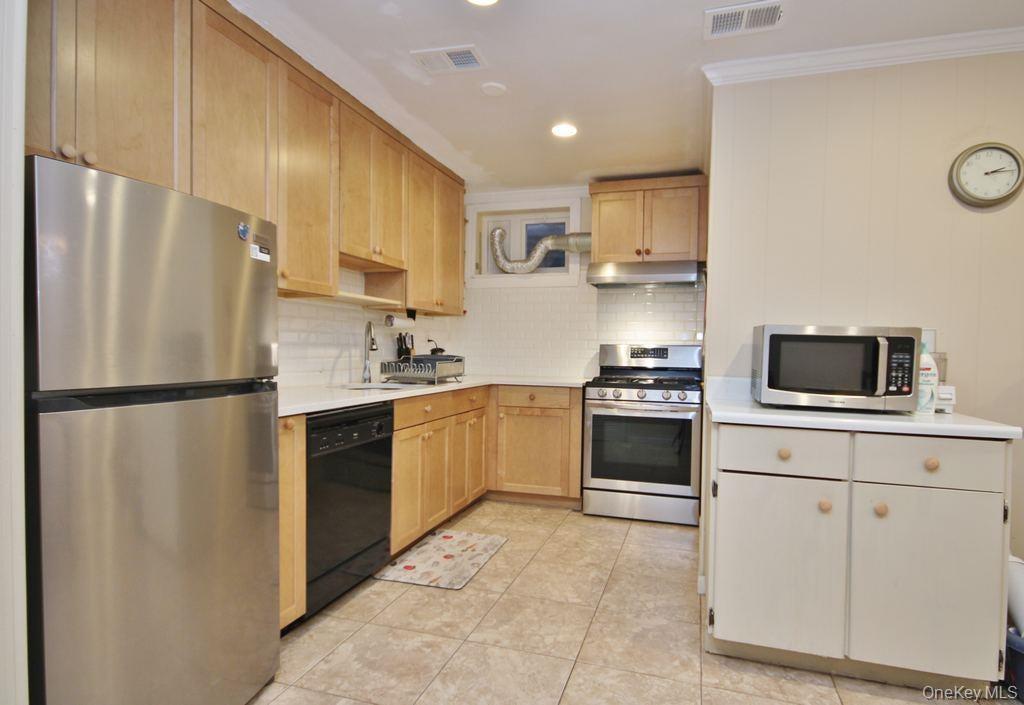 502 Bronxville Road thumbnail 20