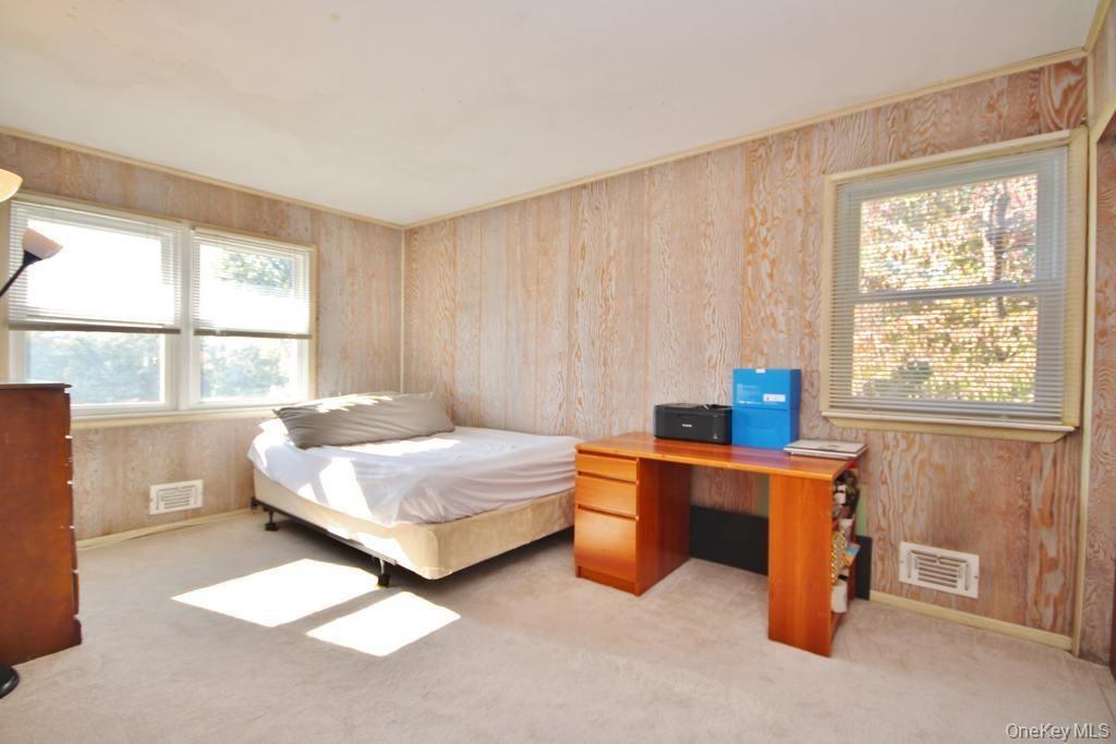 502 Bronxville Road thumbnail 15