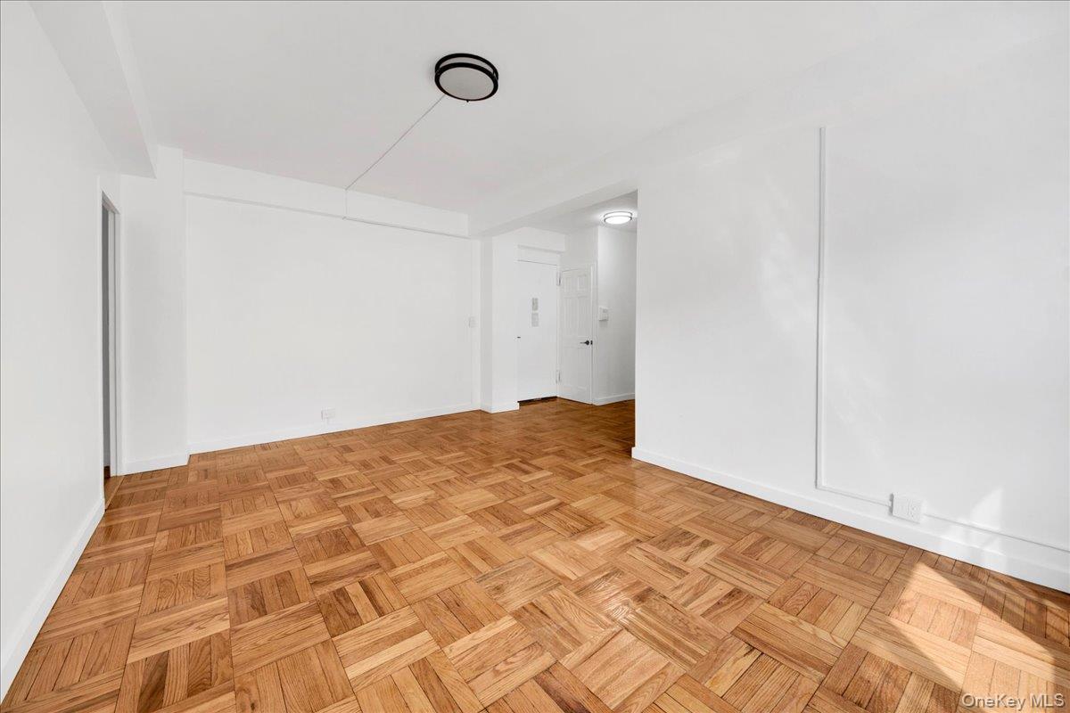 1569 Metropolitan Avenue Unit: 4g thumbnail 9