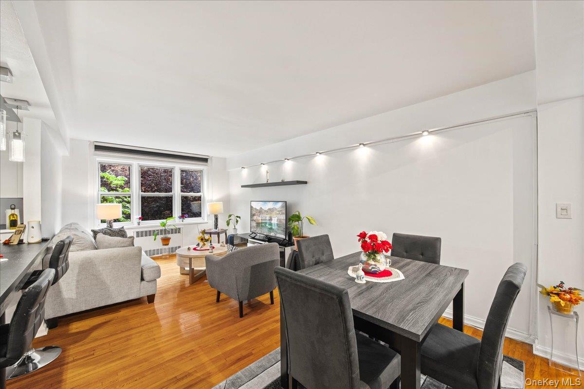 30 Ehrbar Avenue Unit: F204, Mount Vernon