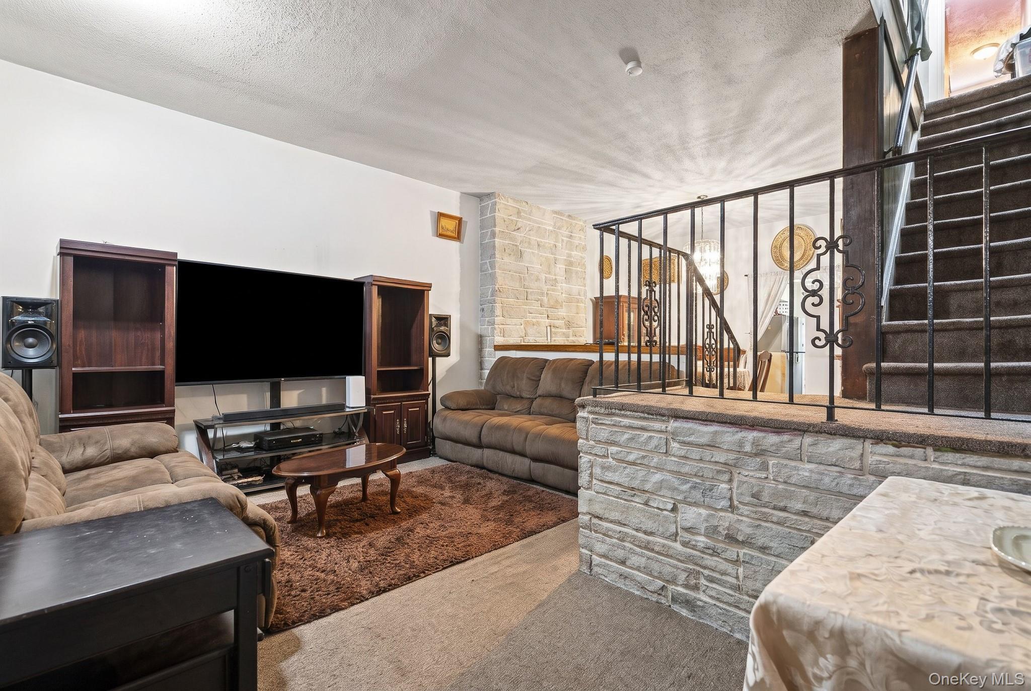 30 Saratoga Avenue thumbnail 5