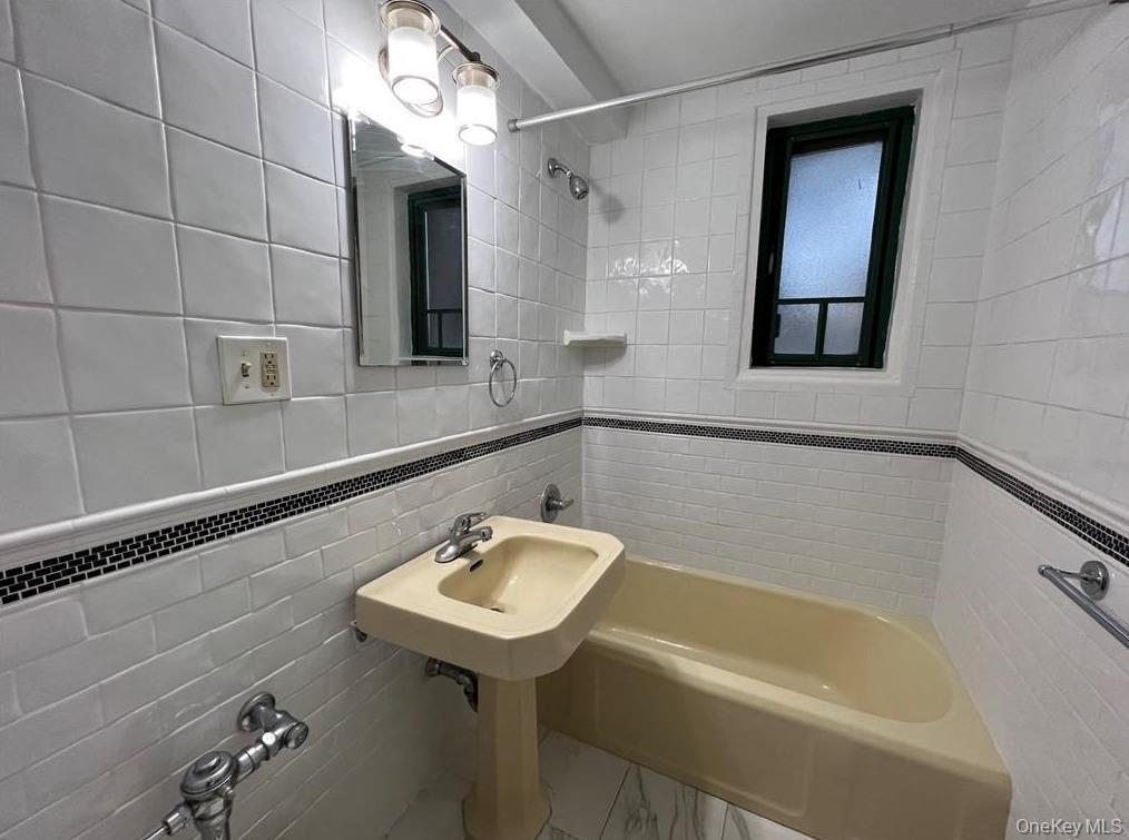 1735 Purdy Street Unit: 2B, Bronx