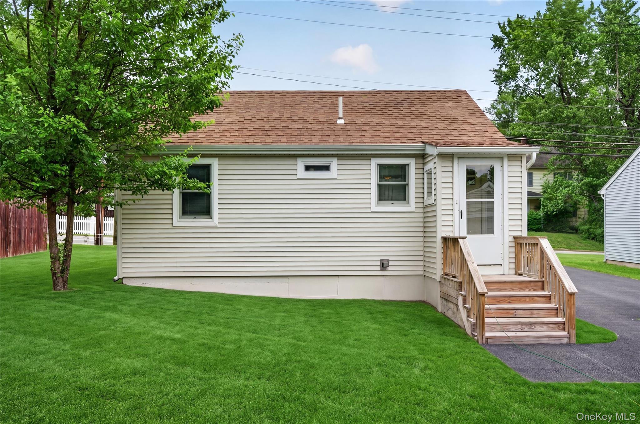 53 Scotchtown Avenue thumbnail 23