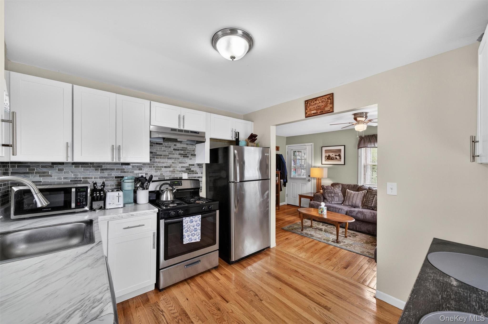 53 Scotchtown Avenue thumbnail 12